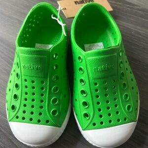 Native Kids Water Shoes - Vibrant Green